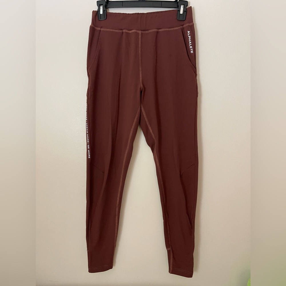 Alphalete Joggers